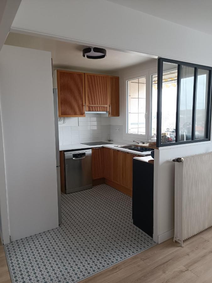 Chelles Centre Ville 2 Chambres Pres Des Bords De Marne 10 Minutes A Pieds De La Gare De Chelles-Gournay 5 Minutes De La Gare De Vaires-Sur-Marne 20 Minutes De Disneyland Jusqu'A 5 Couchages Possibles Exterior foto