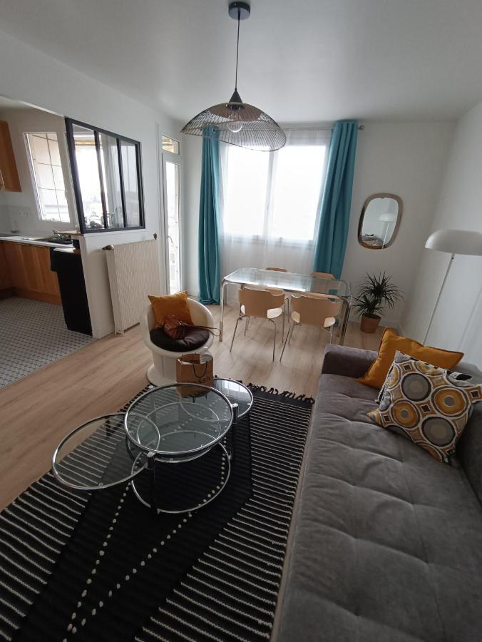 Chelles Centre Ville 2 Chambres Pres Des Bords De Marne 10 Minutes A Pieds De La Gare De Chelles-Gournay 5 Minutes De La Gare De Vaires-Sur-Marne 20 Minutes De Disneyland Jusqu'A 5 Couchages Possibles Exterior foto